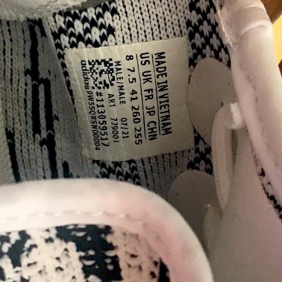 Adidas YEEZY Boost 350 Zebra Black Size 8 - Picture 6 of 14